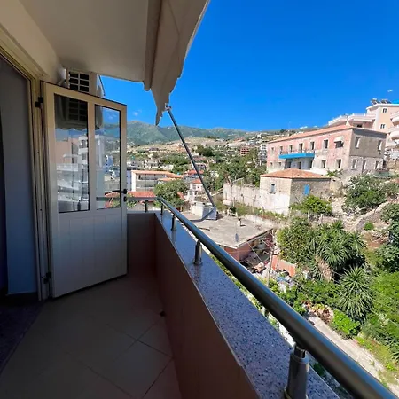 Aura Apartment Himare